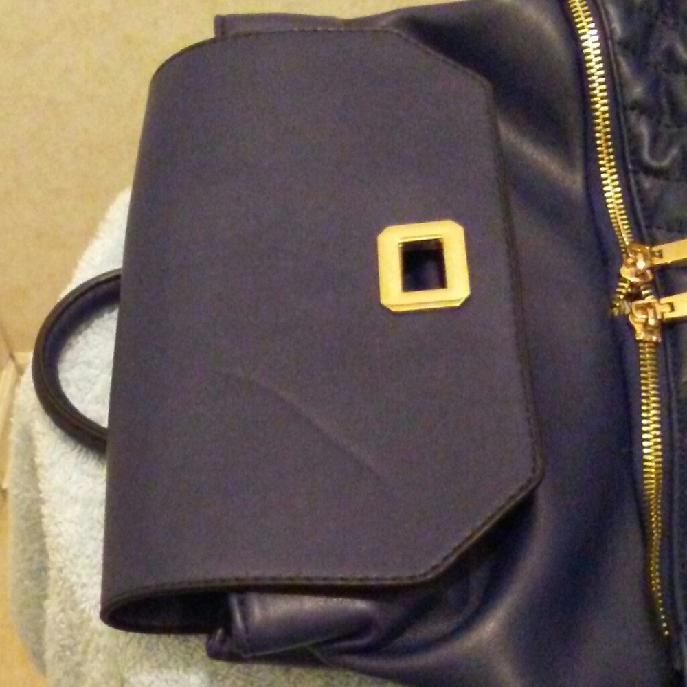 Isabelle Backack - image 4